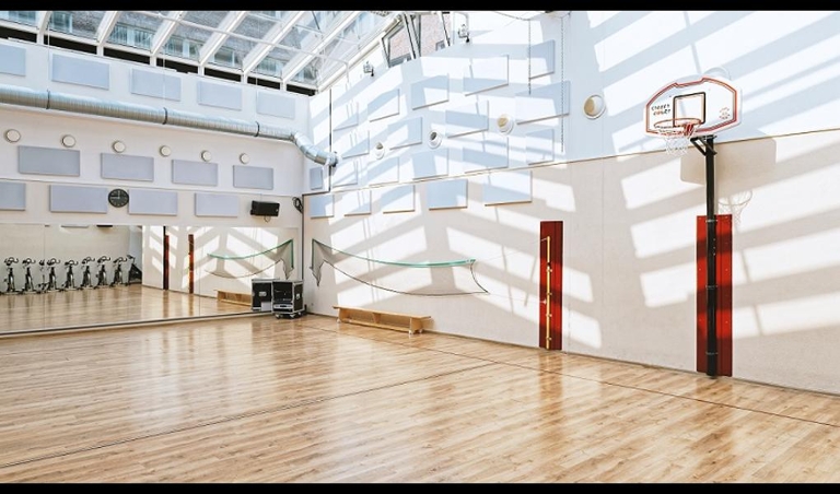 Turnhalle 5